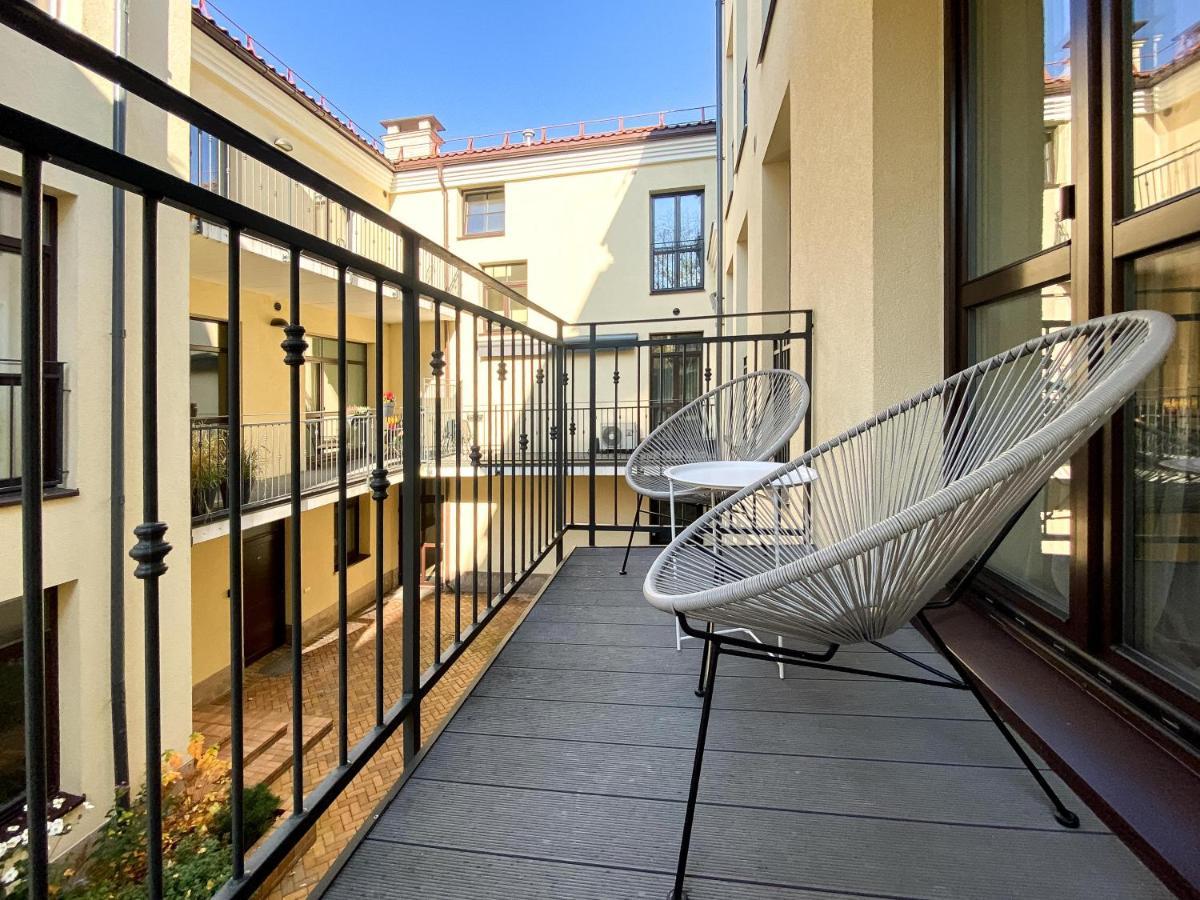 Cohost I Oldtown 60M2 Apt W-Garage Parking, Balcony & Self Check-In 빌뉴스 외부 사진