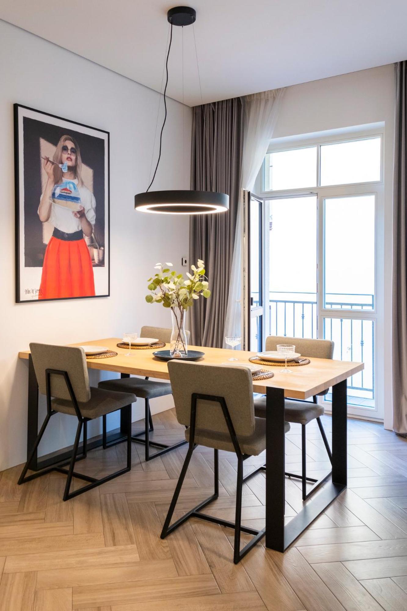 Cohost I Oldtown 60M2 Apt W-Garage Parking, Balcony & Self Check-In 빌뉴스 외부 사진