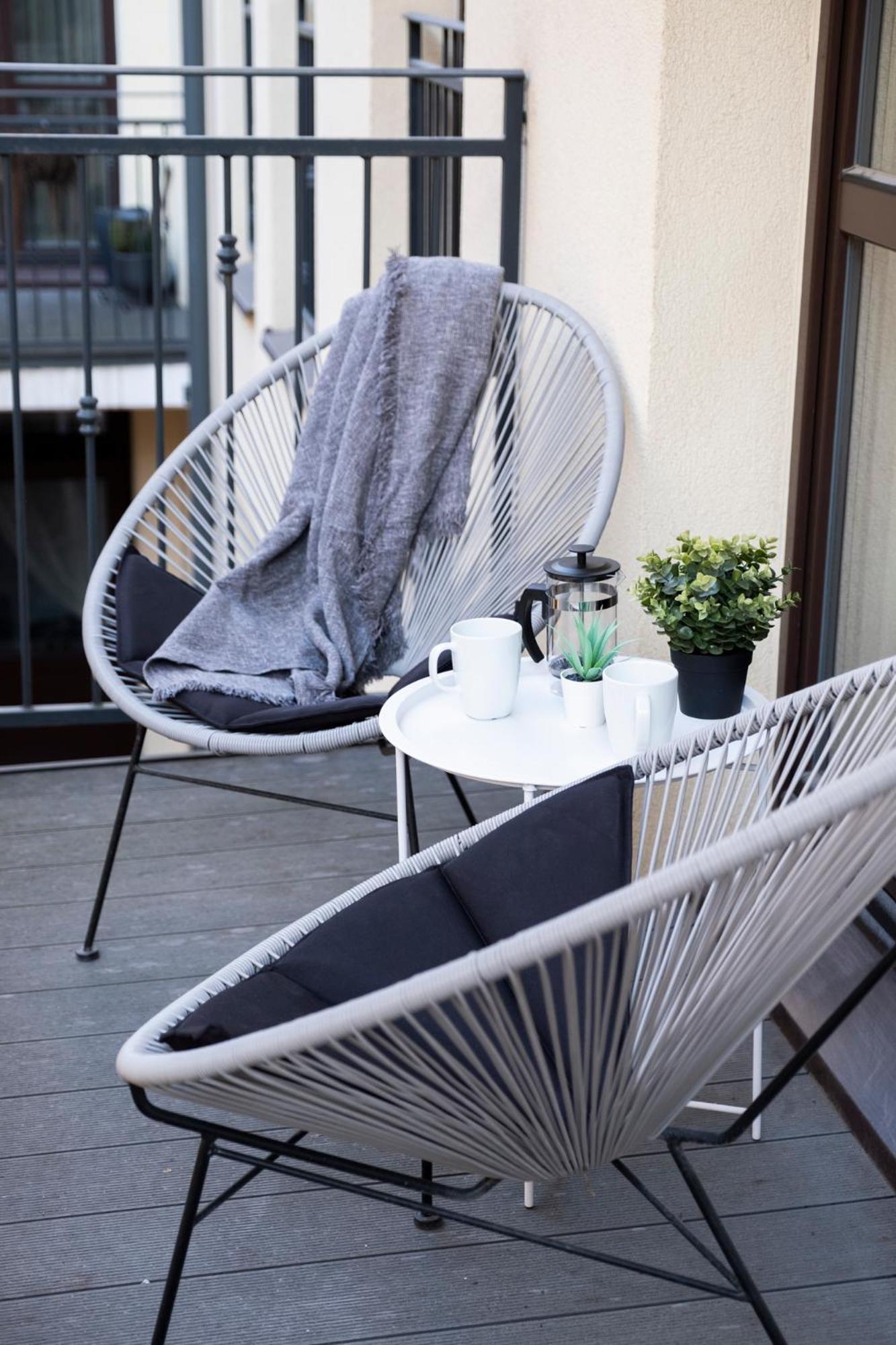 Cohost I Oldtown 60M2 Apt W-Garage Parking, Balcony & Self Check-In 빌뉴스 외부 사진