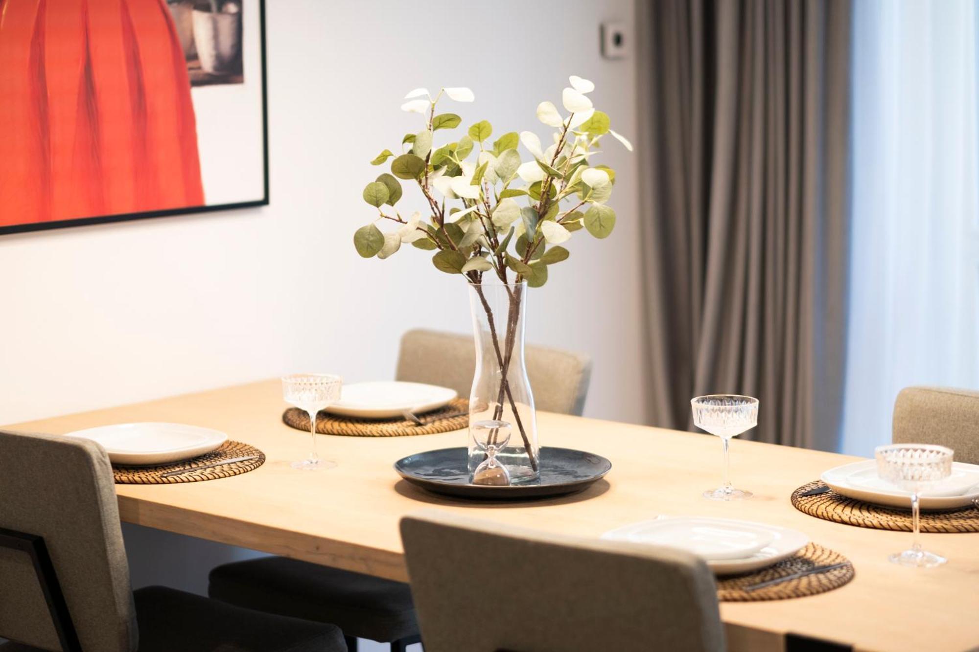 Cohost I Oldtown 60M2 Apt W-Garage Parking, Balcony & Self Check-In 빌뉴스 외부 사진