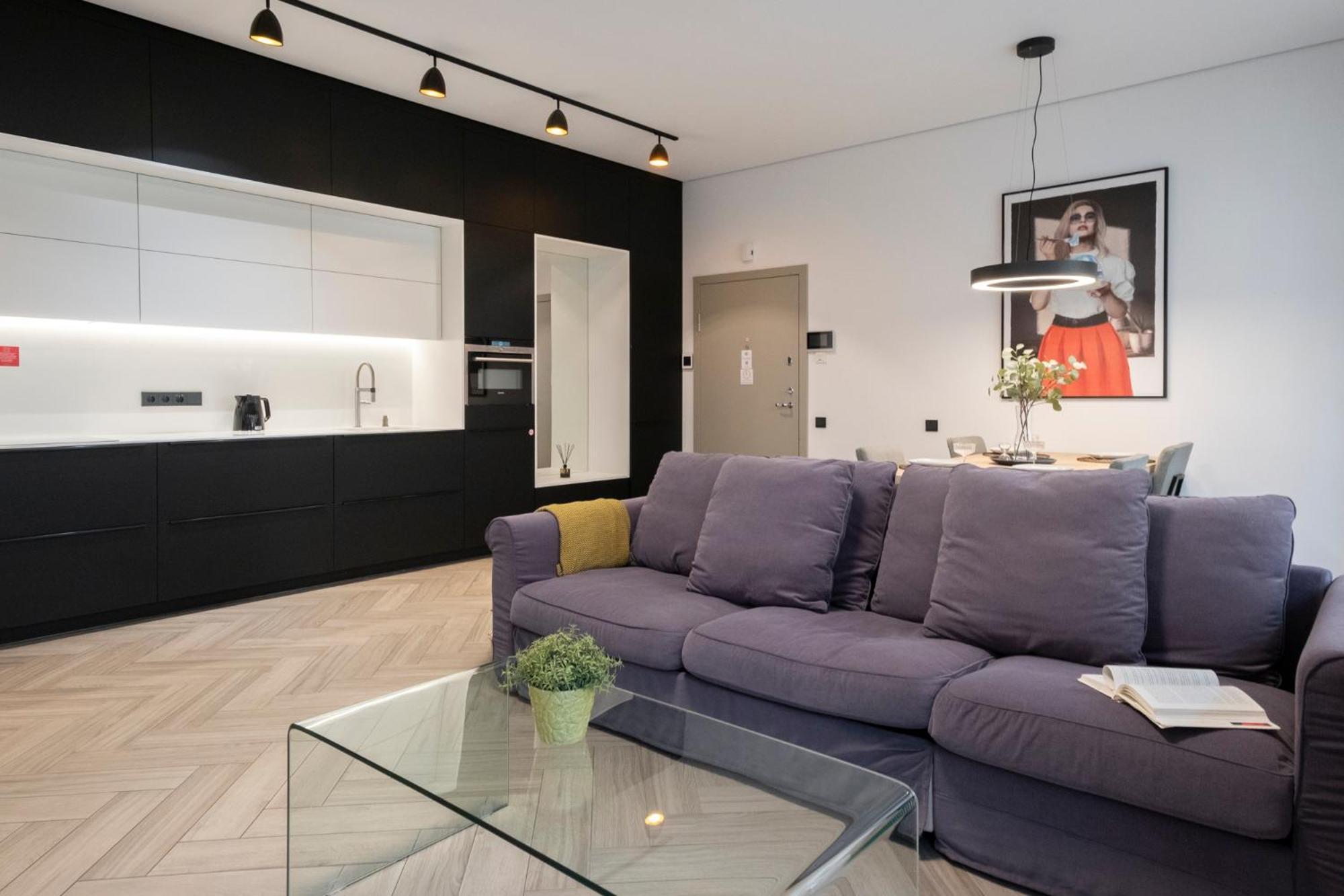 Cohost I Oldtown 60M2 Apt W-Garage Parking, Balcony & Self Check-In 빌뉴스 외부 사진
